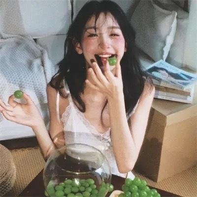 卡美拉万岁